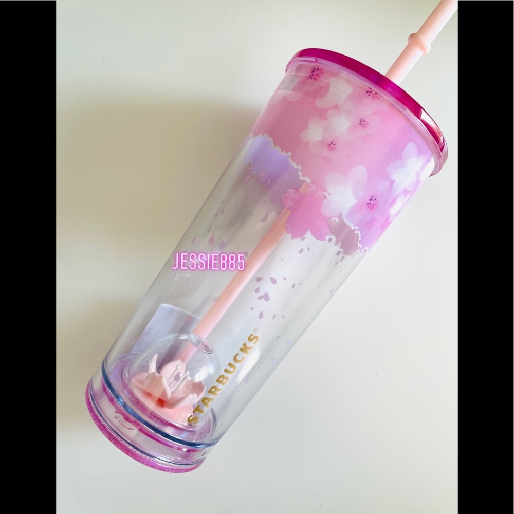 COPY - Pink sakura tumbler falling petals - Picture 2 of 5